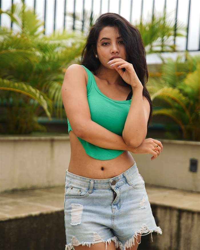 Surabhi Das-hot51